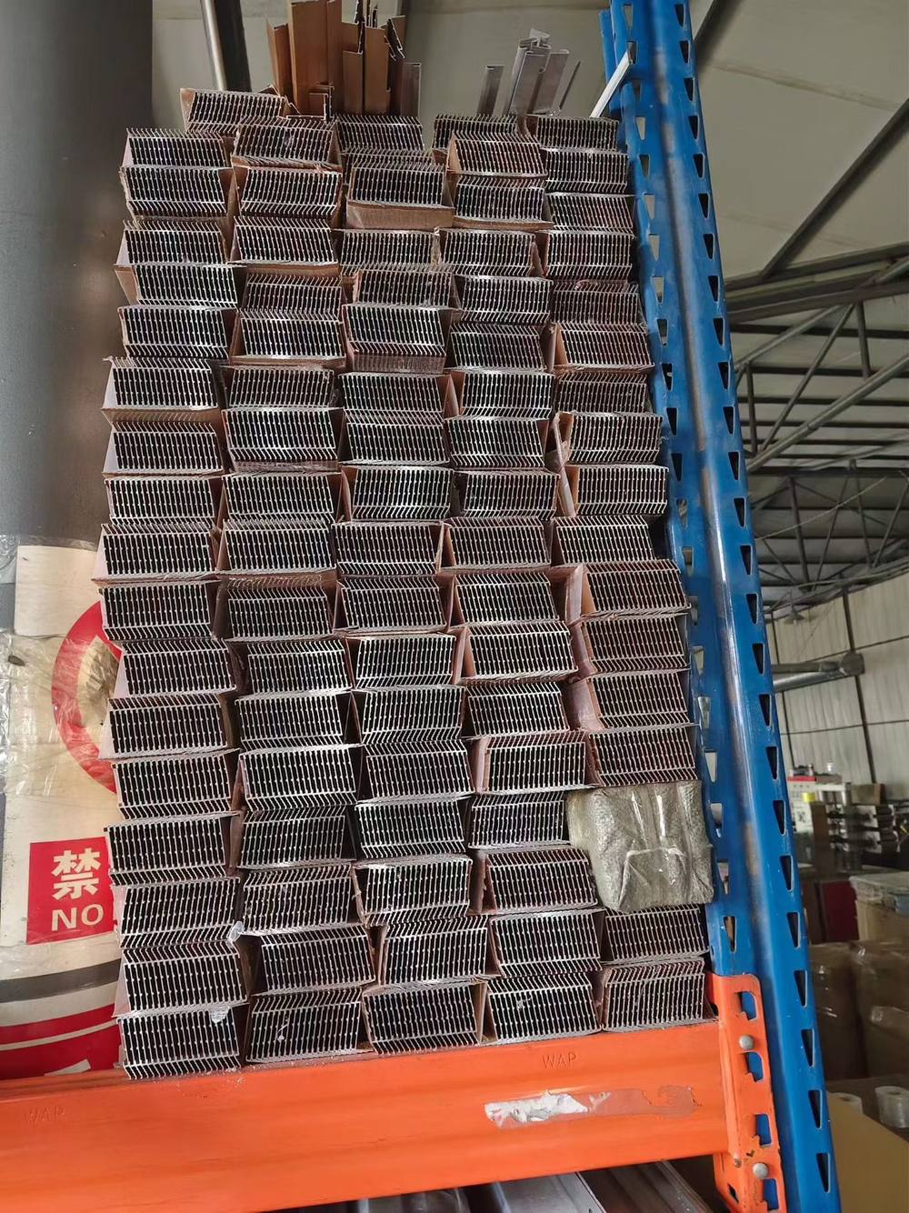 Stock en almacén 02